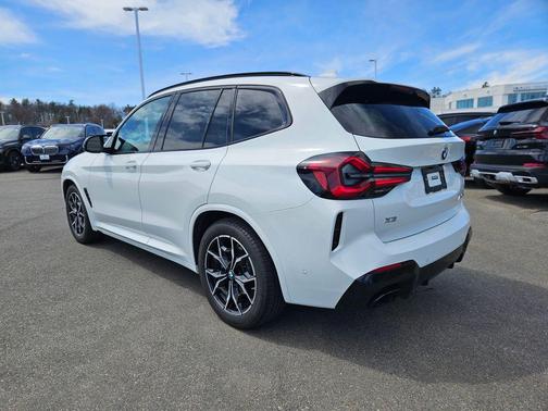 Alpine White 2023 BMW X3 M40i