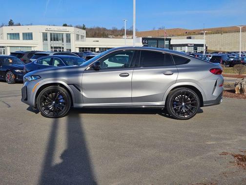 Pure 2025 BMW X6 M60i