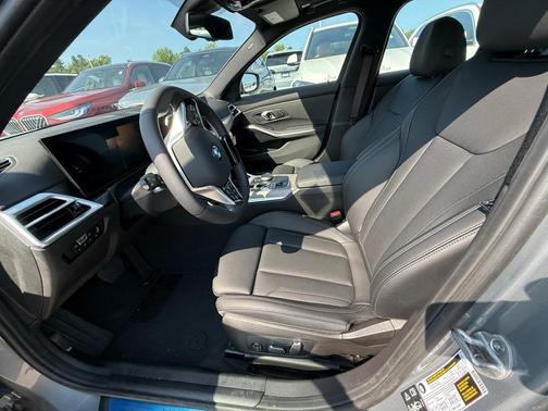 2025 BMW 330 i xDrive