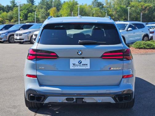 2024 BMW X5 M60i