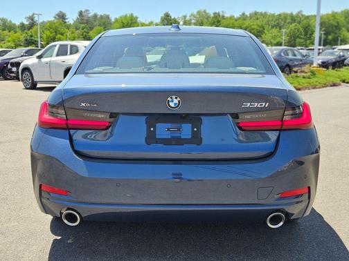 Arctic Race Blue Metallic 2025 BMW 330 i xDrive