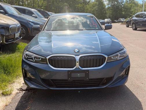 Arctic Race Blue Metallic 2025 BMW 330 i xDrive