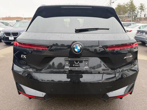 2026 BMW iX xDrive45