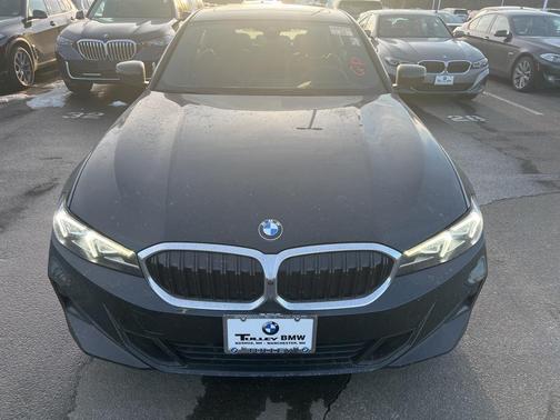 2023 BMW 330 i xDrive