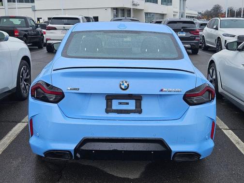 2025 BMW M240 i xDrive