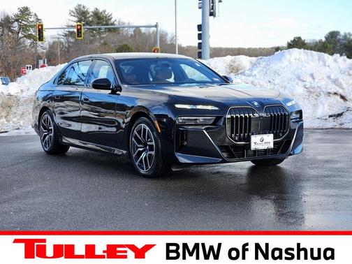 2025 BMW 760 760i xDrive