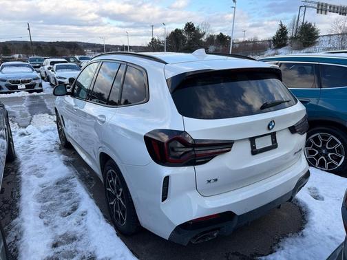 2023 BMW X3 M40i