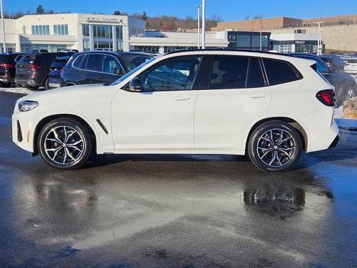 2023 BMW X3 M40i