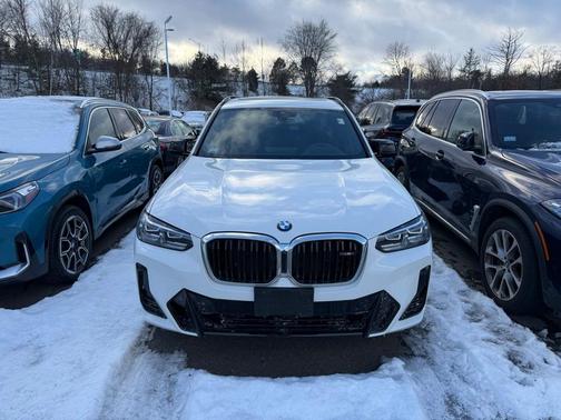 2023 BMW X3 M40i