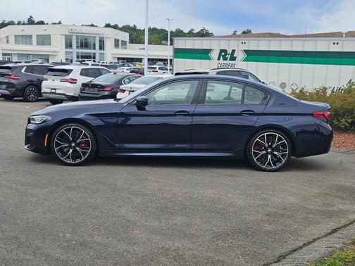 2023 BMW M550 i xDrive