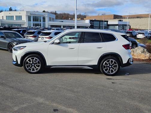 2025 BMW X1 xDrive28i