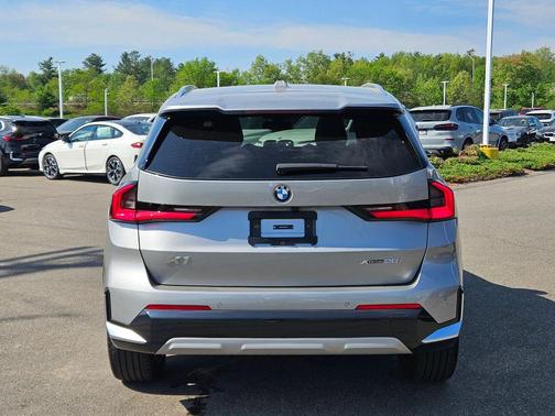 Space Silver 2024 BMW X1 xDrive28i