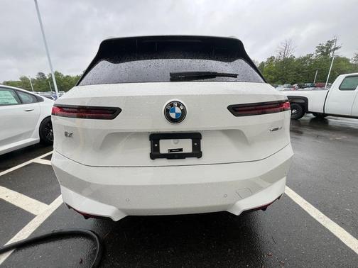 2026 BMW iX xDrive45