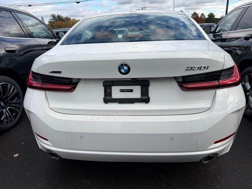 2025 BMW 330 i xDrive