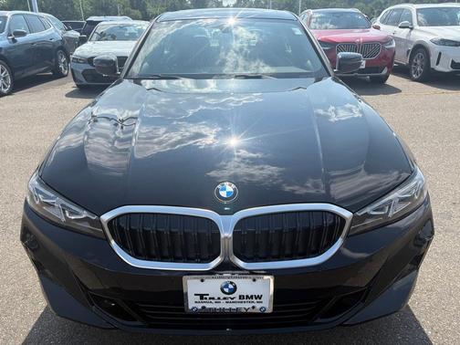 2025 BMW 330 i xDrive