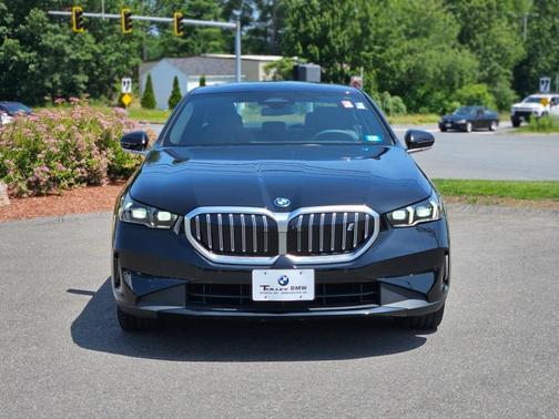 2025 BMW i5 xDrive40