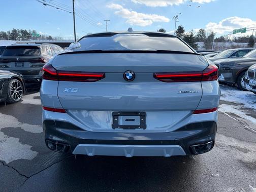 2026 BMW X6 xDrive40i