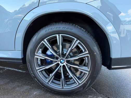 2026 BMW X6 xDrive40i