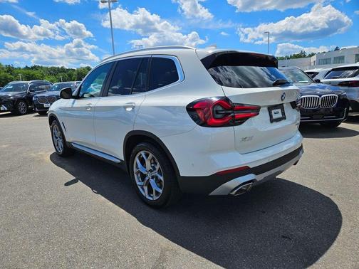 Alpine White 2023 BMW X3 xDrive30i