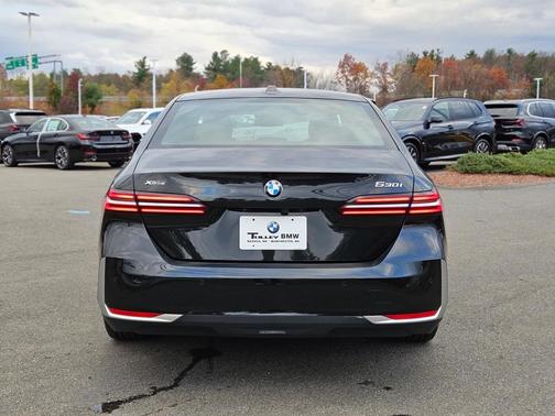 2024 BMW 530 i xDrive