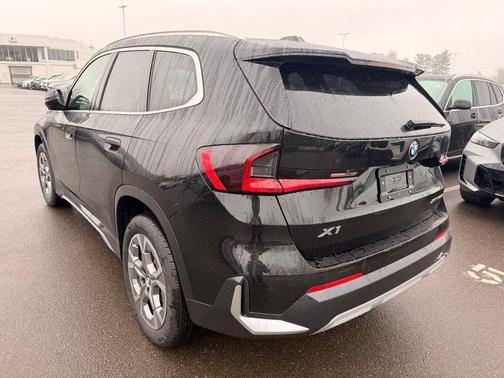 Jet Black 2026 BMW X1 xDrive28i
