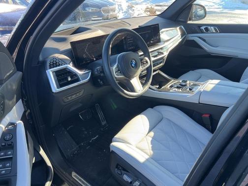 2025 BMW X5 xDrive40i