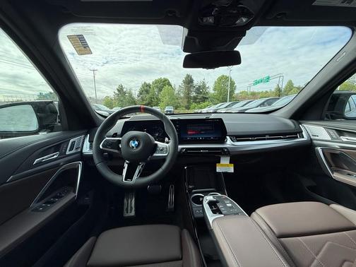 2025 BMW X1 M35i