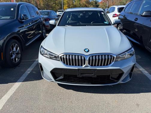 2023 BMW 330 i xDrive