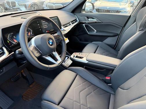 Dune 2026 BMW X1 xDrive28i