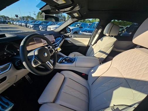 2026 BMW X6 M60i