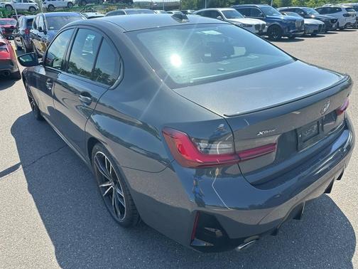 2024 BMW 330 i xDrive