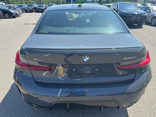 2024 BMW 330 i xDrive