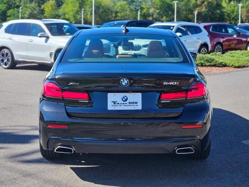 2022 BMW 540 i xDrive
