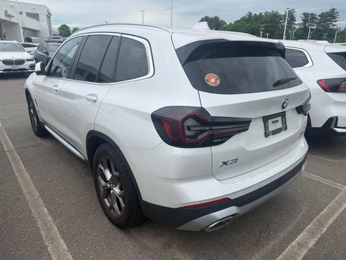 Mineral White Metallic 2024 BMW X3 xDrive30i