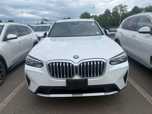 Mineral White Metallic 2024 BMW X3 xDrive30i