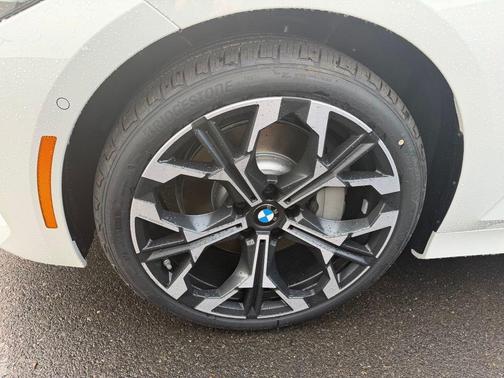 Alpine White 2026 BMW 330 I XDrive