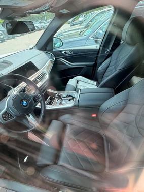 Alpine White 2023 BMW X5 xDrive40i