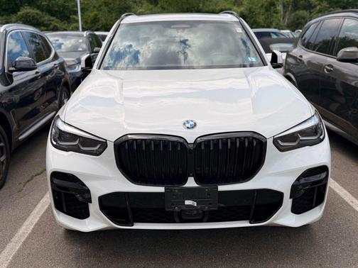 Alpine White 2023 BMW X5 xDrive40i