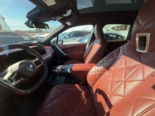 2023 BMW iX xDrive50