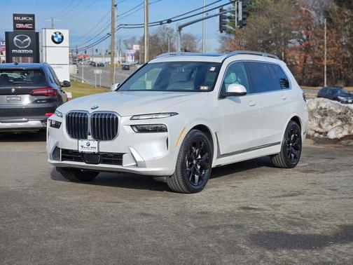 2024 BMW X7 xDrive40i