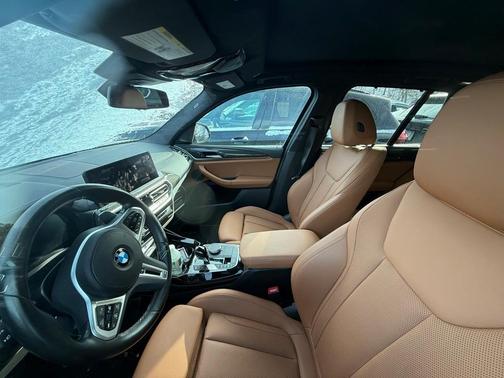 2024 BMW X3 M40i