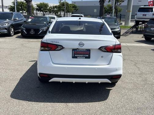 2024 Nissan Versa 1.6 S