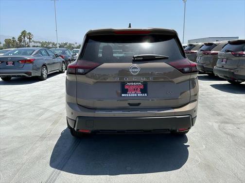 2025 Nissan Rogue SV