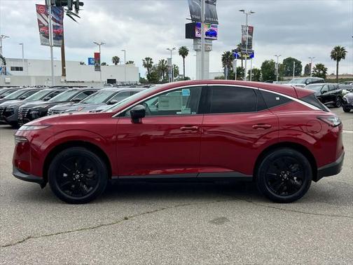 2025 Nissan Murano SV