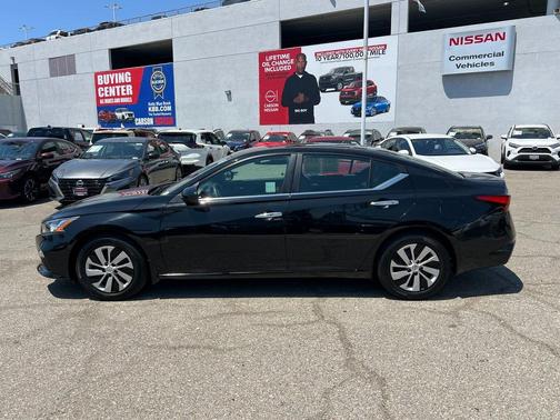 2021 Nissan Altima S FWD