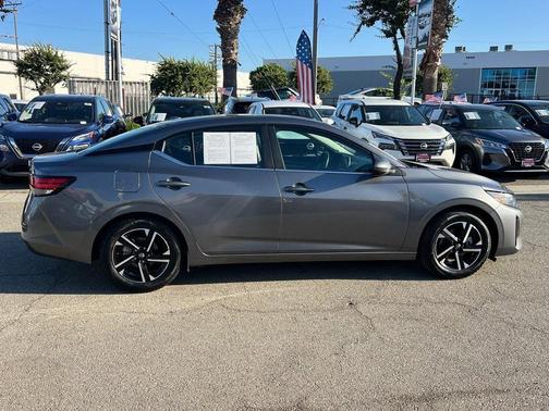 2024 Nissan Sentra SV