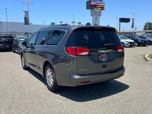 2021 Chrysler Voyager LXI