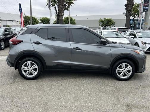 2024 Nissan Kicks S