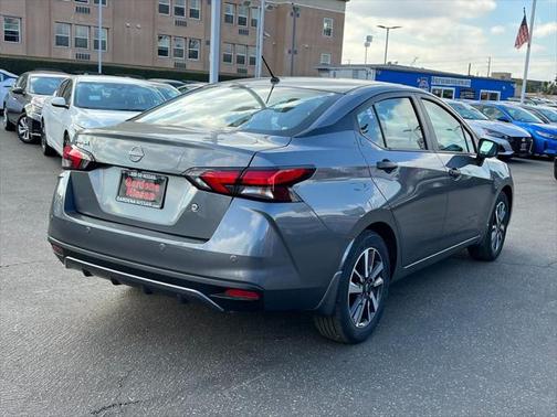 2025 Nissan Versa 1.6 S