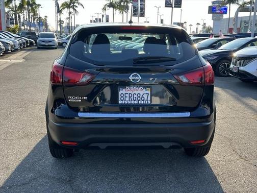 2018 Nissan Rogue Sport S